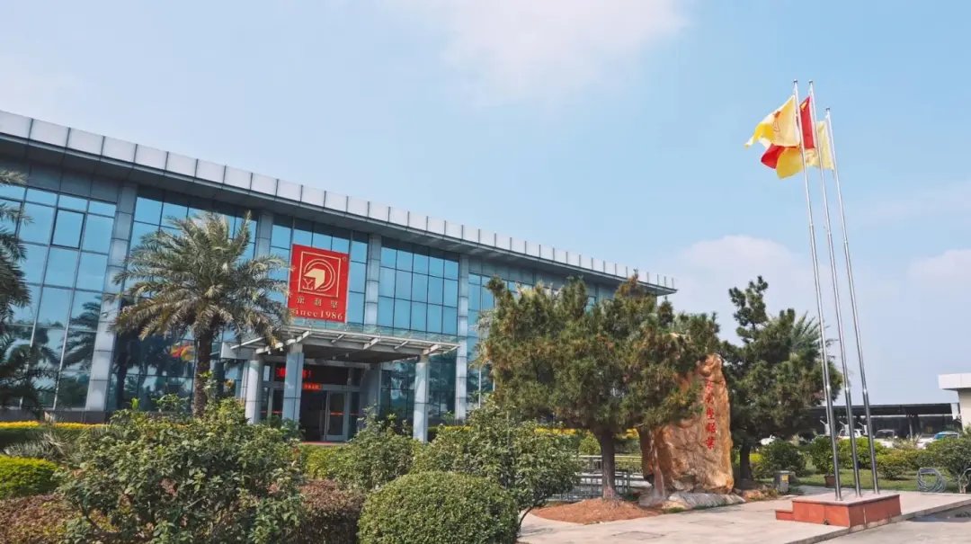 鋁加網(wǎng)對(duì)話永利堅(jiān)鋁業(yè)總經(jīng)理吳軍：38年堅(jiān)守品質(zhì)，老牌鋁企如何轉(zhuǎn)型與突破